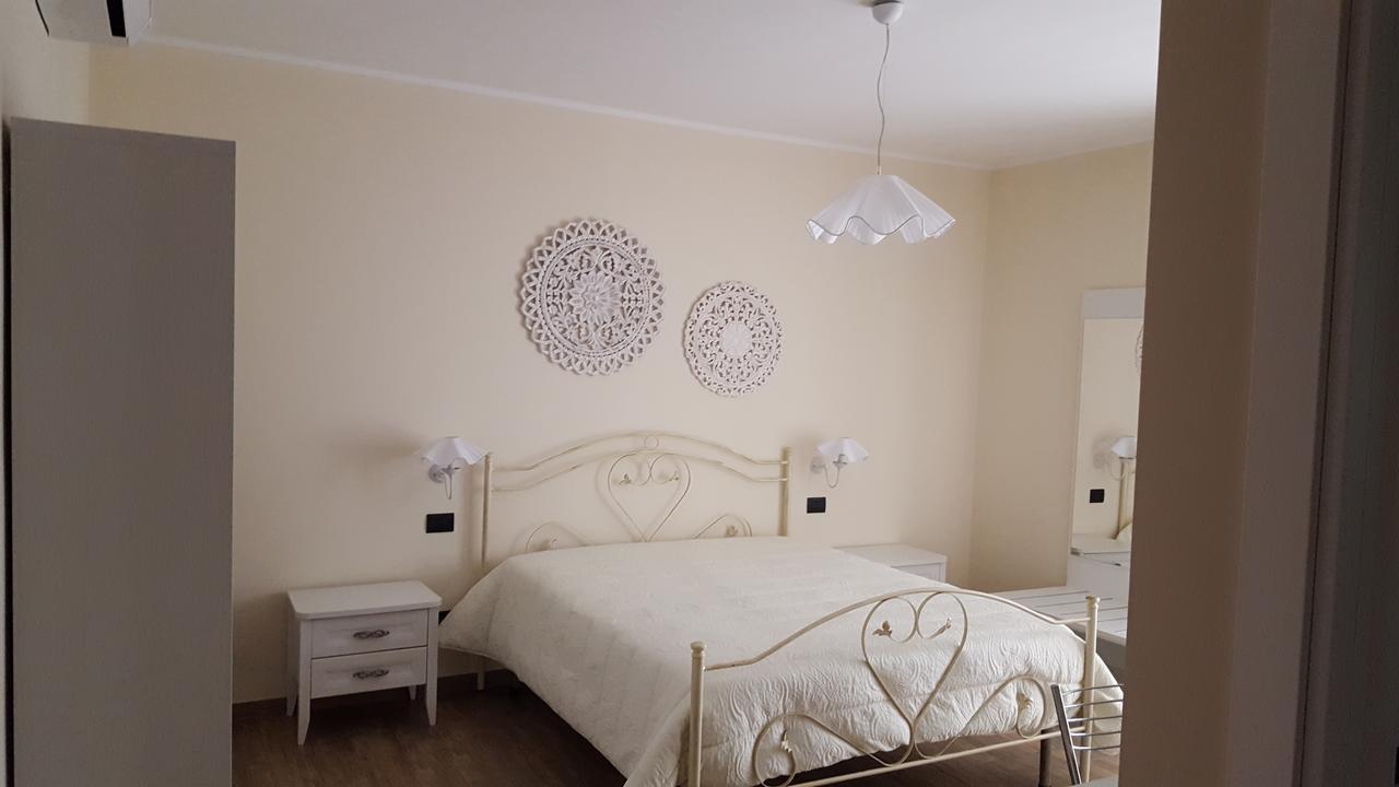 Bed And Breakfast Sun Wine Taranto Bagian luar foto