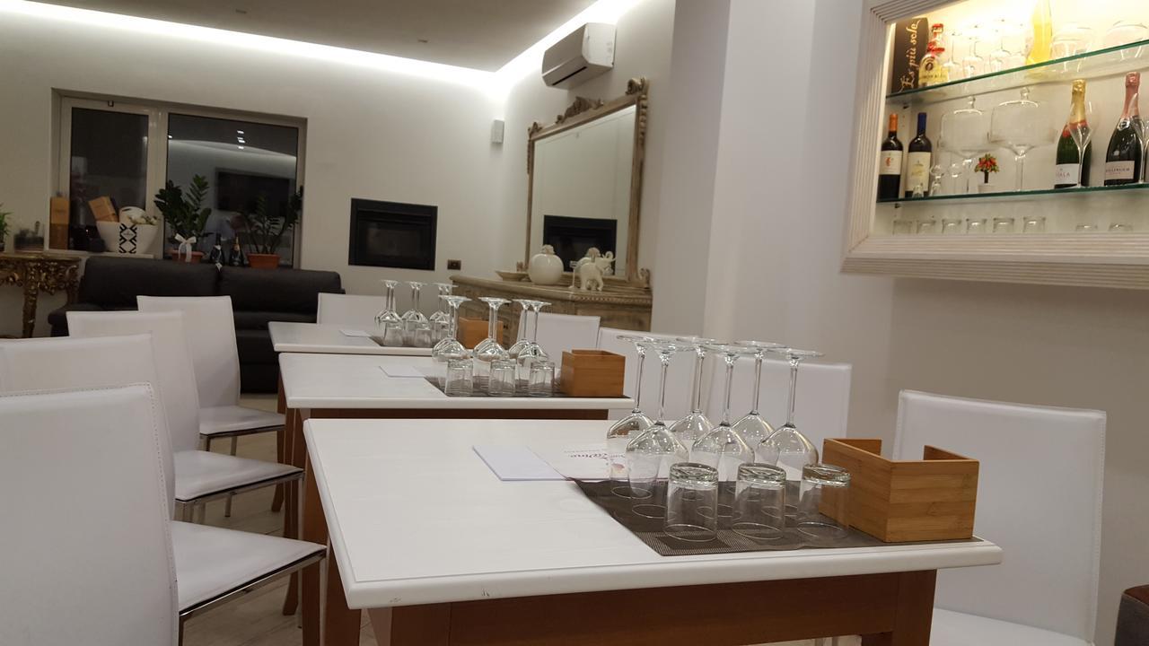 Bed And Breakfast Sun Wine Taranto Bagian luar foto