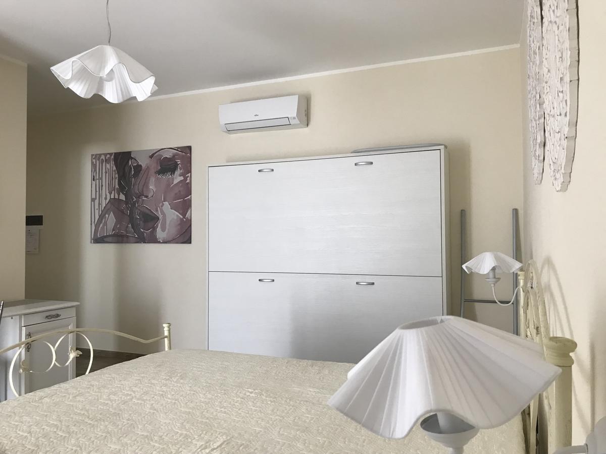 Bed And Breakfast Sun Wine Taranto Bagian luar foto