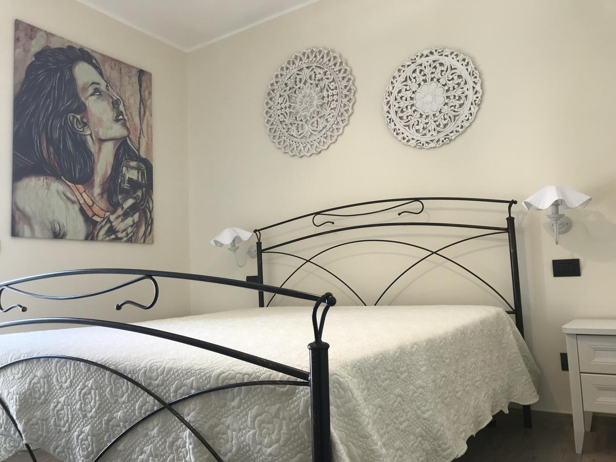 Bed And Breakfast Sun Wine Taranto Bagian luar foto
