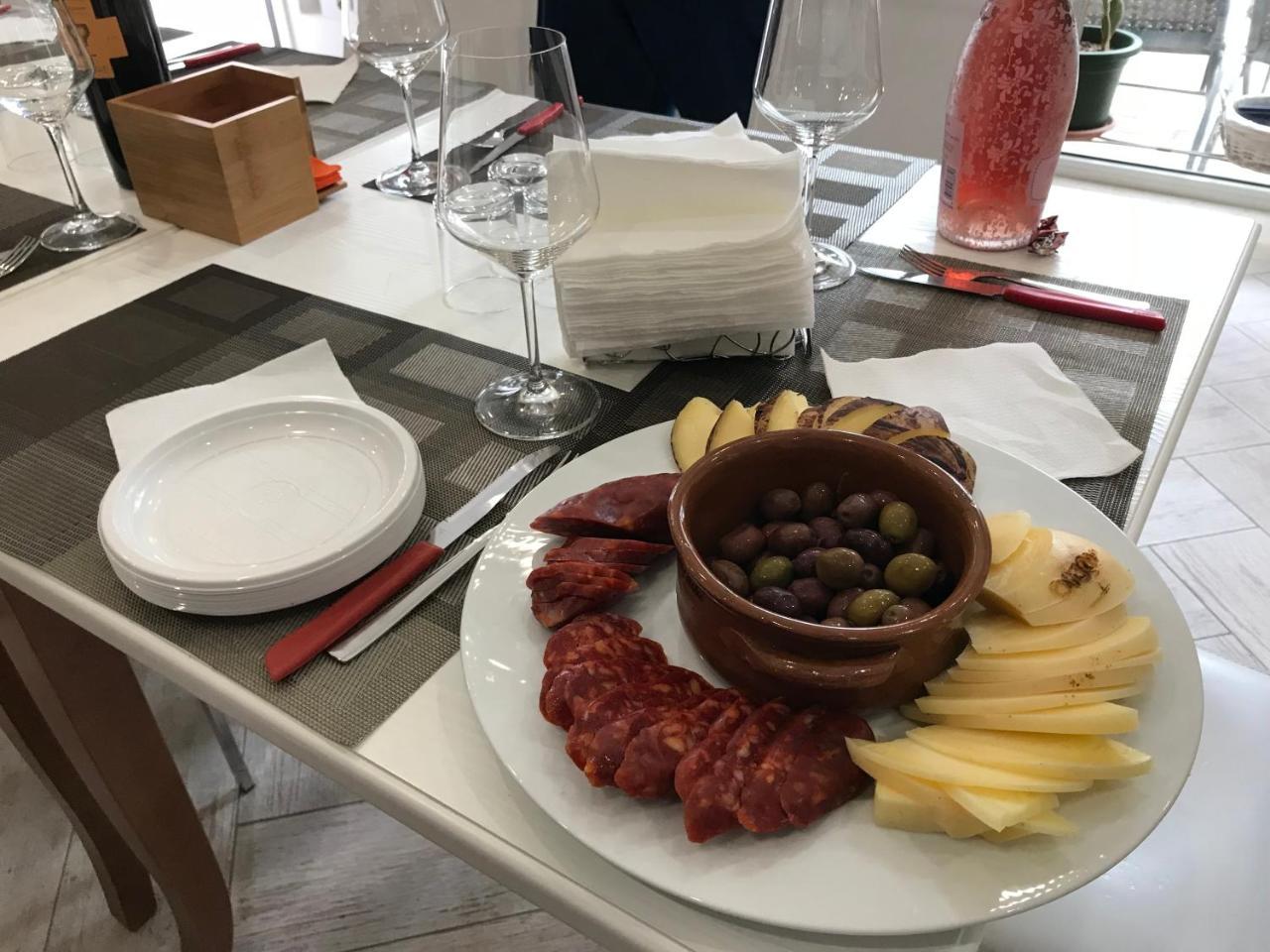 Bed And Breakfast Sun Wine Taranto Bagian luar foto